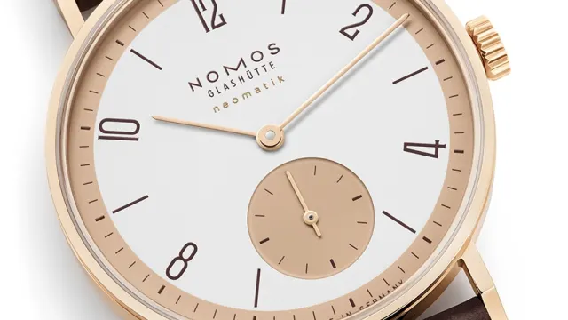 Nomos Glashütte Tangente 175 Exemplare in 18 Karat Roségold