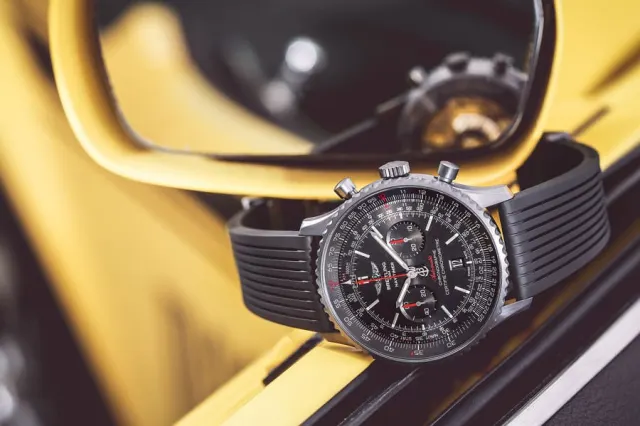 Breitling-Navitimer-46-Blacksteel.jpg Breitling-Navitimer-46-Blacksteel.jpg