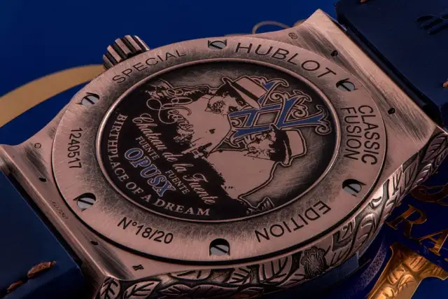 Hublot-Classic-Fusion-Fuente-20th-Anniversary-Special-Edition-Gravur-Rueckseite.jpg Hublot-Classic-Fusion-Fuente-20th-Anniversary-Special-Edition-Gravur-Rueckseite.jpg