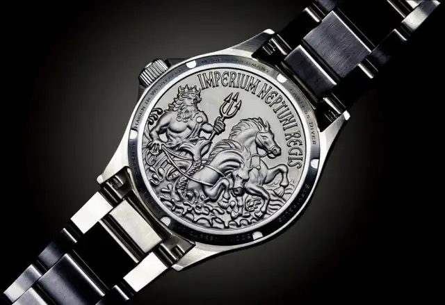 tourby-watches-lawless-42-gehauseboden.jpg tourby-watches-lawless-42-gehauseboden.jpg