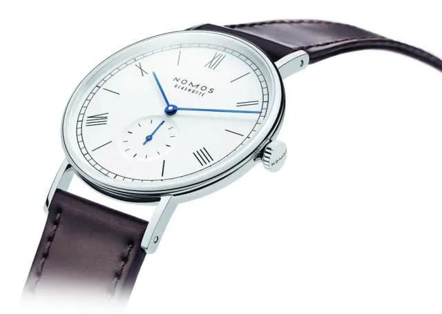 Nomos Glashütte: Ludwig 38 Emailleweiß