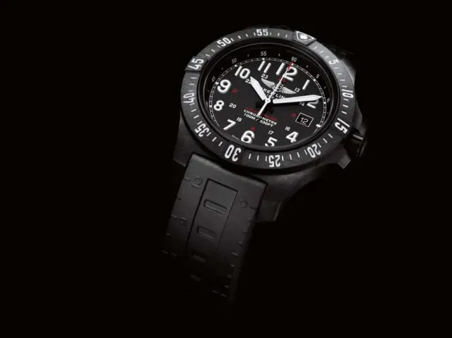 Breitling-Colt-Skyracer.jpg Breitling-Colt-Skyracer.jpg