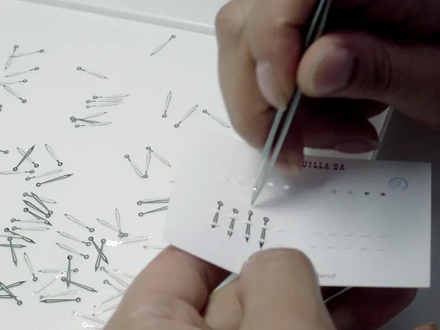 Zeigergerstellung_Endprodukt.jpg Zeigergerstellung_Endprodukt.jpg
