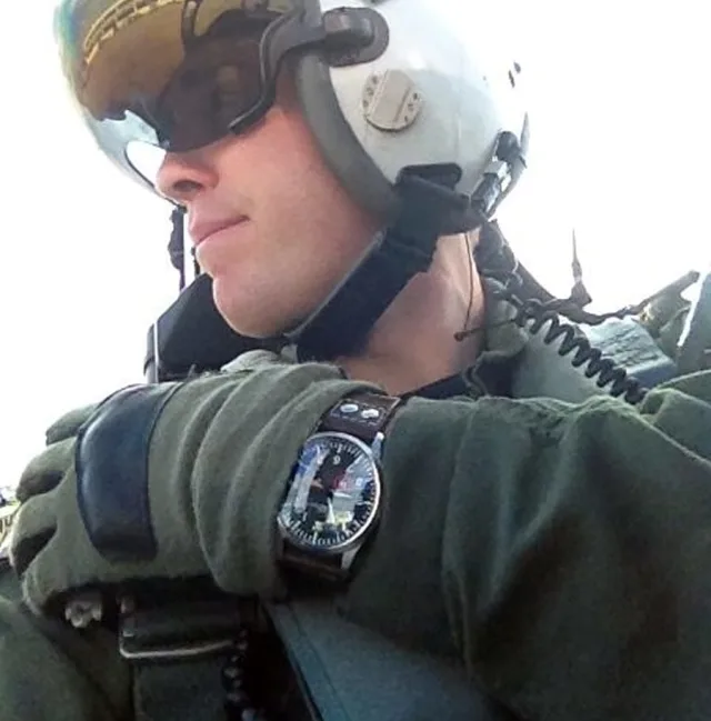 Tourby-Watches-Kampfpilot.jpg Tourby-Watches-Kampfpilot.jpg