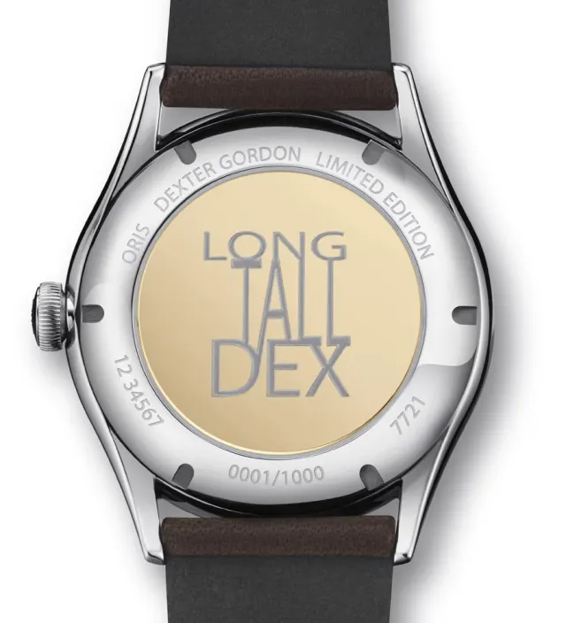Gravierter Gehäuseboden der Oris Dexter Gordon Limited Edition