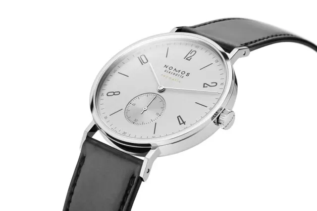 Nomos: Tangente Neomatik Platingrau
