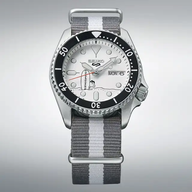 最も優遇の Limited Sports 5 Seiko: Editions Peanuts mit Kooperation in 時計