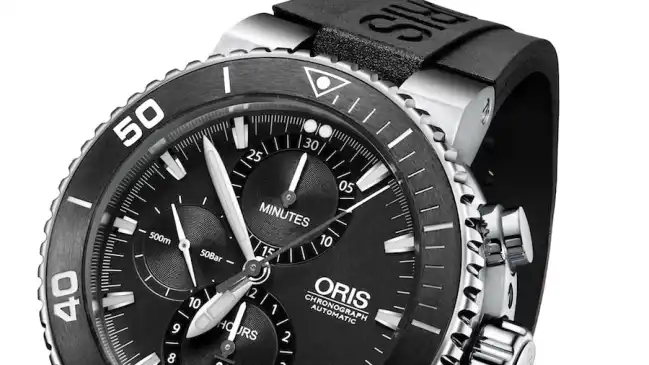 Oris stellt unter anderem einen neuen Aquis Chronograph vor.