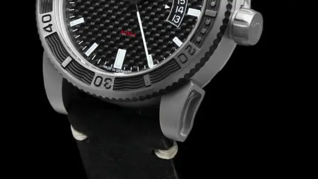Schaumburg Watch: AQM 4 Carbon