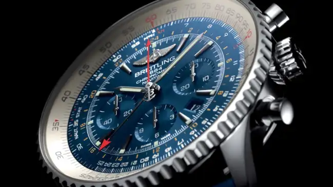 Breitling: Navitimer GMT Aurora Blue (Zifferblattdetail)