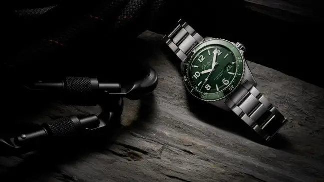 Glashütte Original: SeaQ Panoramadatum in Schilfgrün