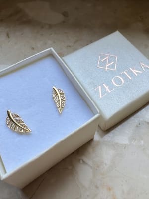 Złote kolczyki 585 LISTKI Z CYRKONIAMI - miniatura 3