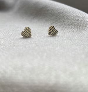 Złote kolczyki 333 SERCA DIAMENTOWANE - miniatura 1