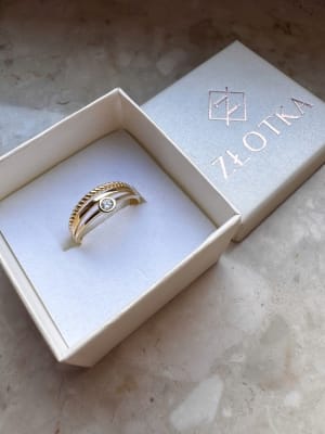 Złoty pierścionek 585 POTRÓJNY Z CYRKONIĄ R.16 - miniatura 2