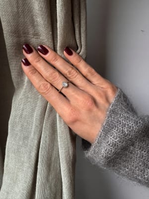 Złoty pierścionek 585 ŁEZKA R.18 - miniatura 2