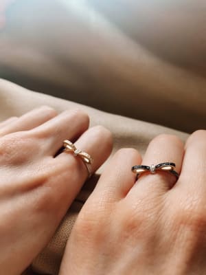 Złoty pierścionek 585 KOKARDKA - miniatura 4