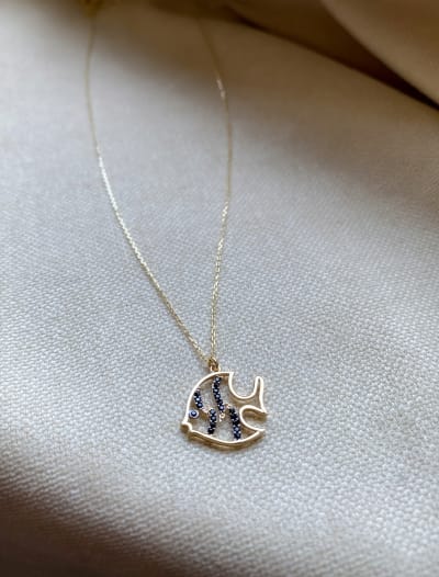 Złoty naszyjnik 585 RYBA Z CYRKONIAMI