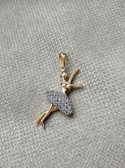 Złota zawieszka próba 585 BALETNICA