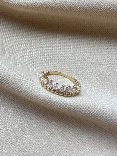 Złoty pierścionek 585 KORONA Z CYRKONIAMI