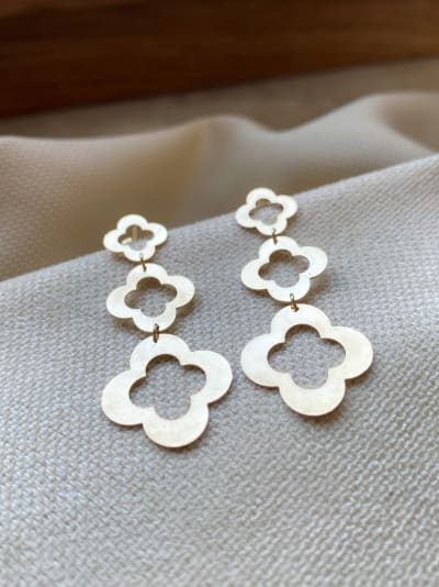 Złote kolczyki 585 WISZĄCE KWIATKI