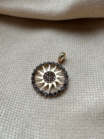 Złota zawieszka próba 585 SŁOŃCE