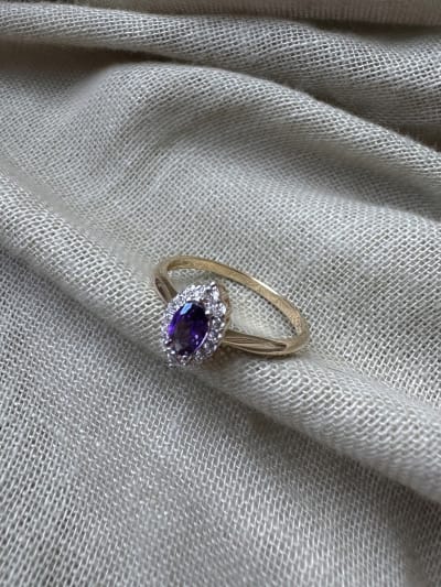 Złoty pierścionek 585 ŁEZKA FIOLETOWY KAMIEŃ