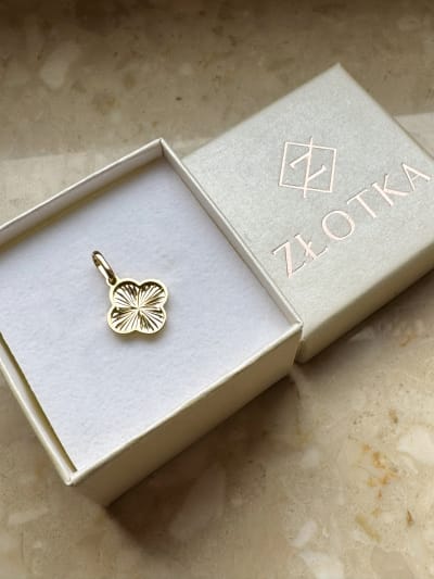 Złota zawieszka próba 585 KONICZYNKA DIAMENTOWANA