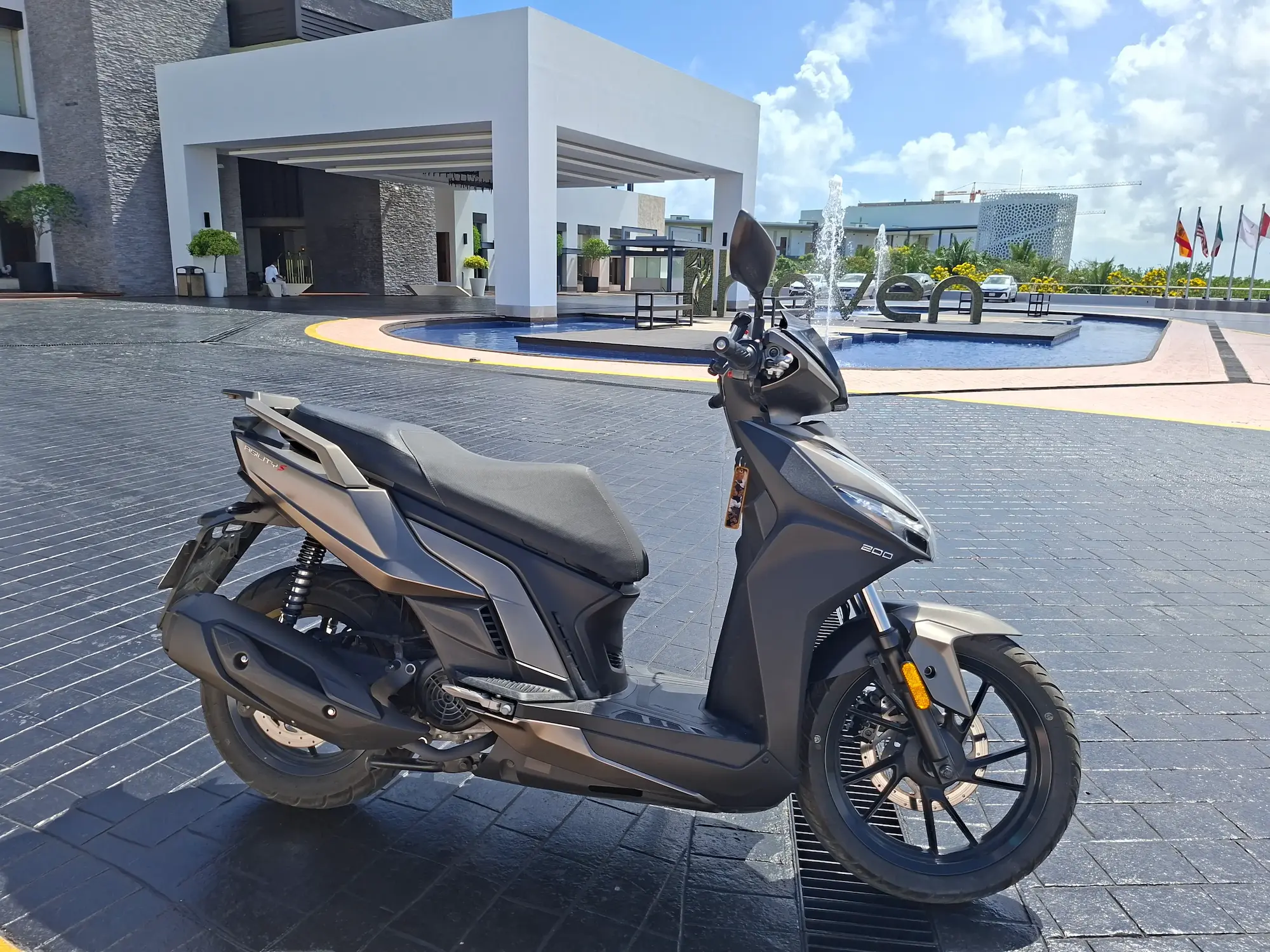 scooter rental Cancun heaven