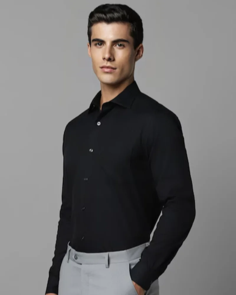 Men Black Classic Fit Solid Formal Shirt - View 4