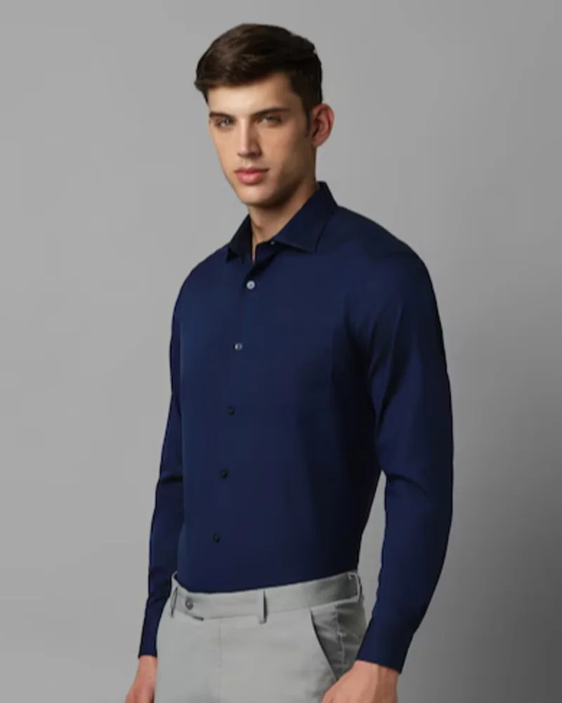 Men Navy Classic Fit Solid Formal Shirt - View 4