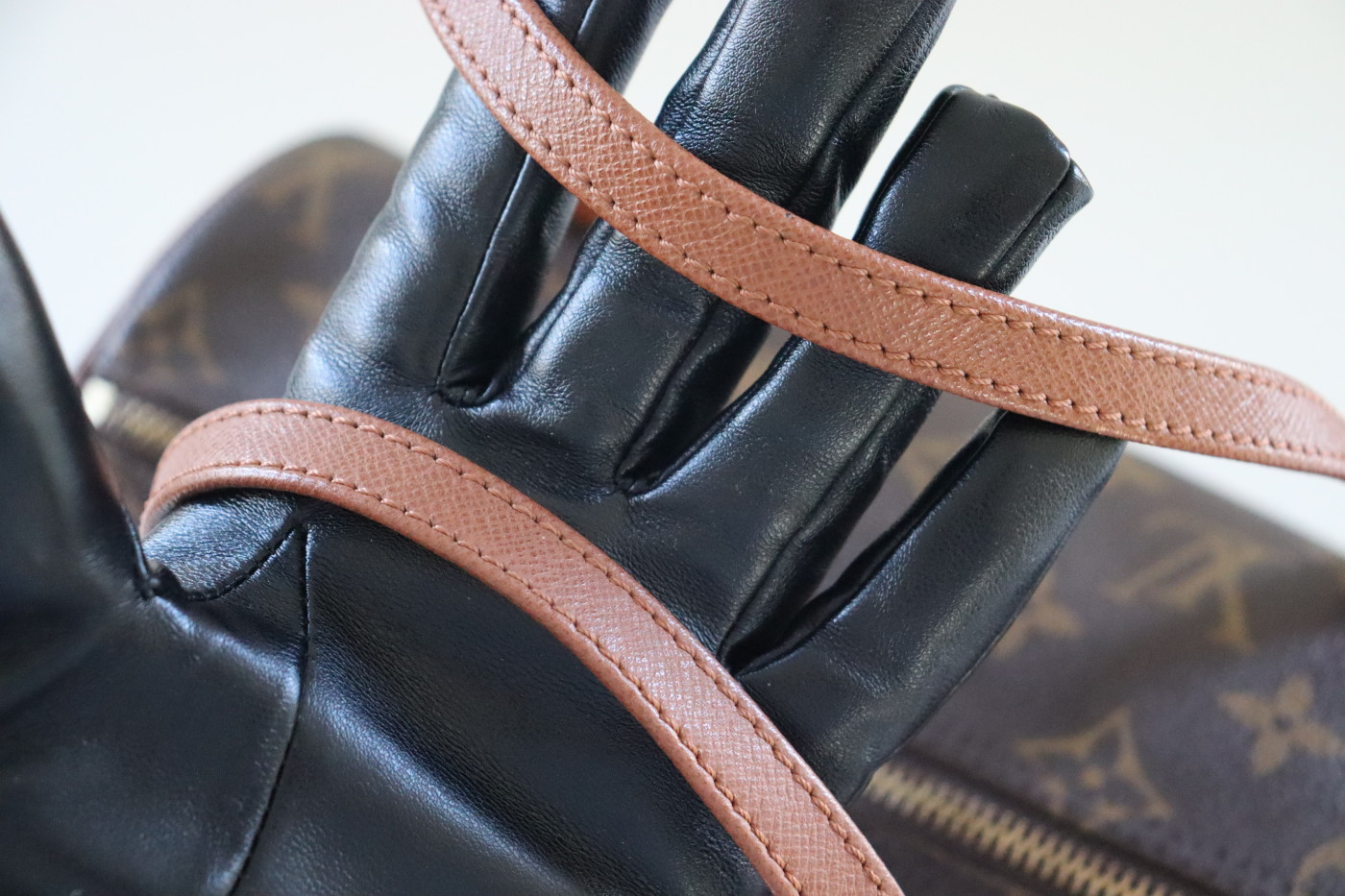 LOUIS VUITTON Papillon 26