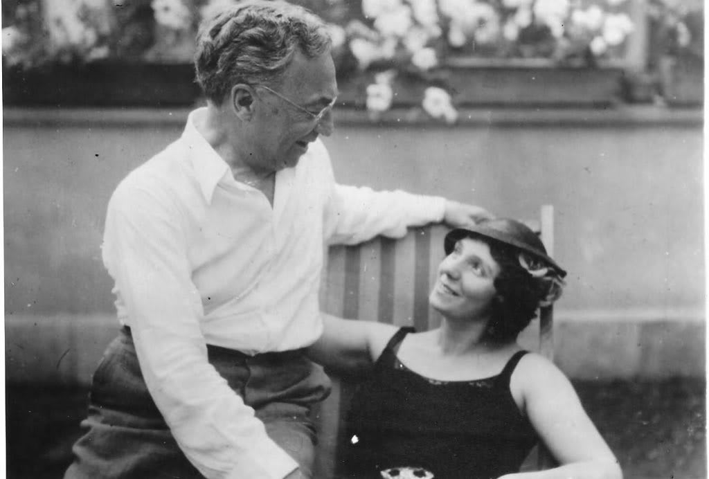 Vintage silver gelatin photograph of Wassily Kandinsky and Nina in their Dessau garden, 1930, attributed to Studio Lipnitzki 