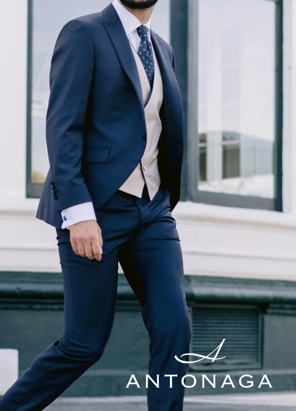 traje PAVIA ULLA 4