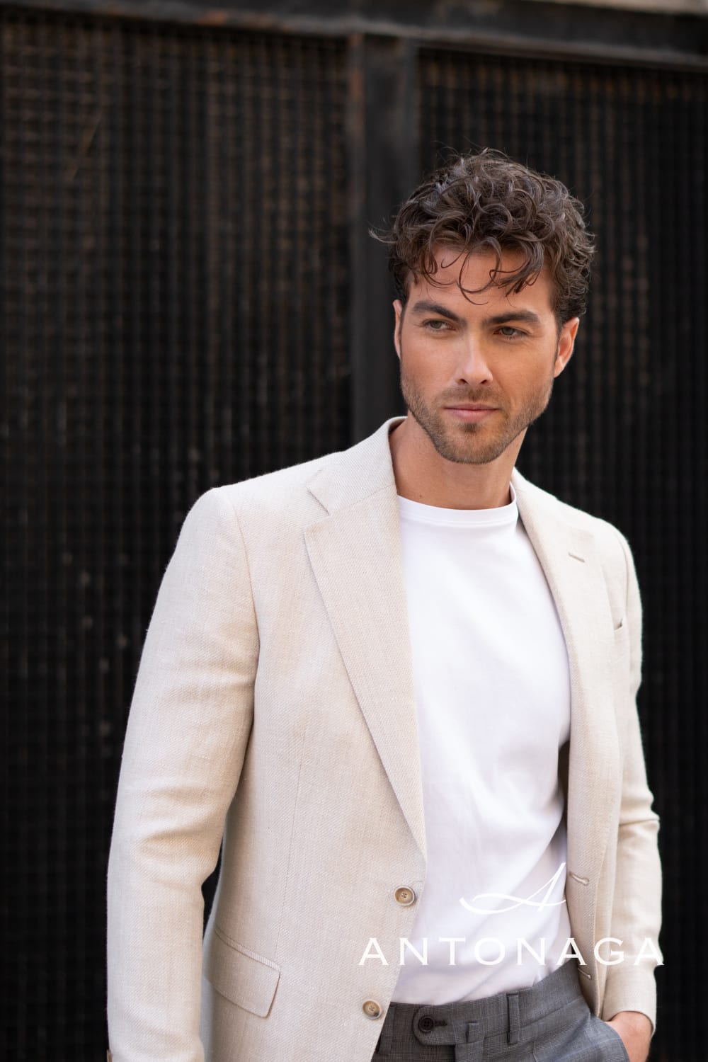 Traje GRANADA unknown con unknown con solapa de muesca — Antonaga E_QUALITY — vista frontal