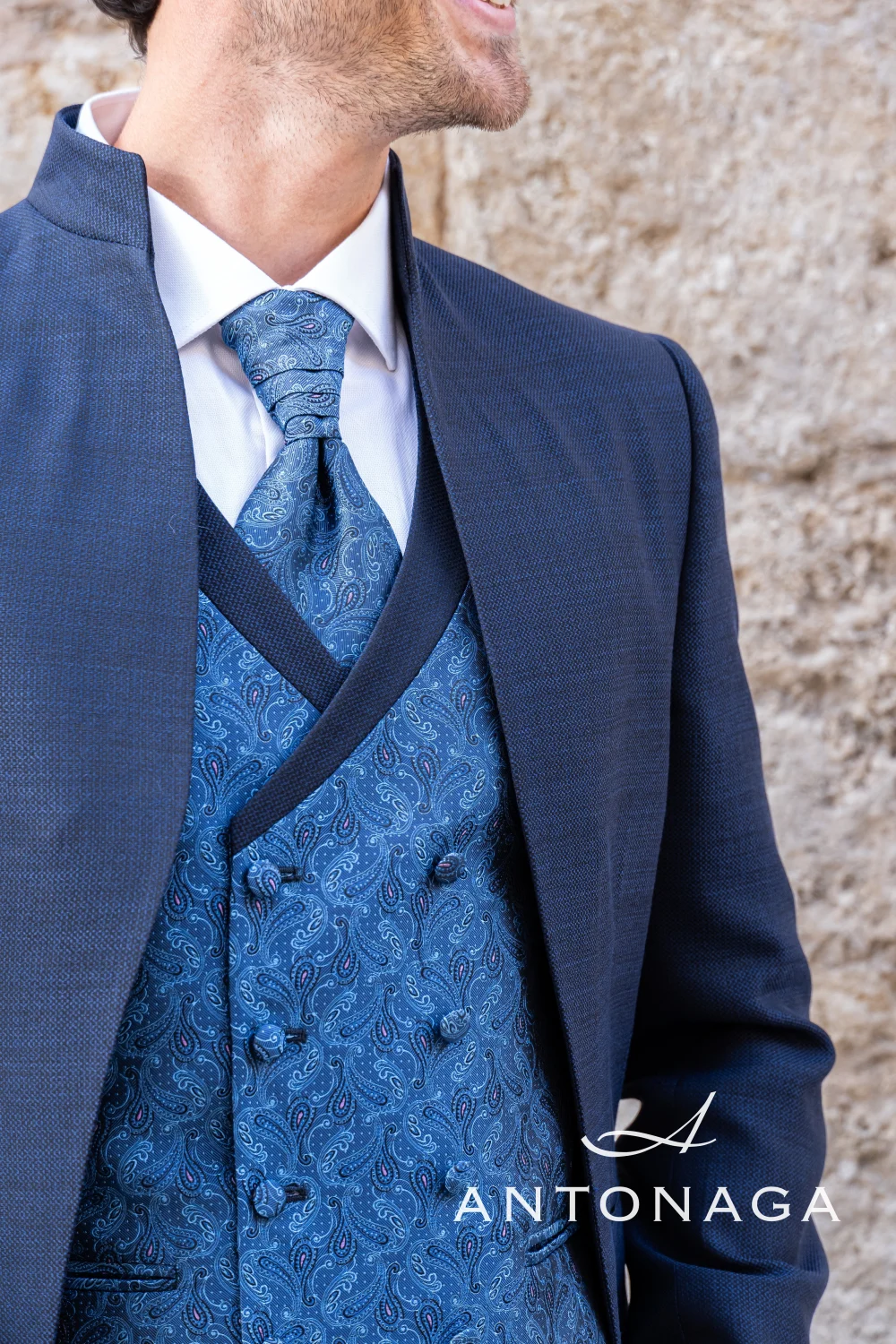 Traje MASTER azul marino con azul marino con solapa de sin solapa — Antonaga FANTASIA — vista lateral