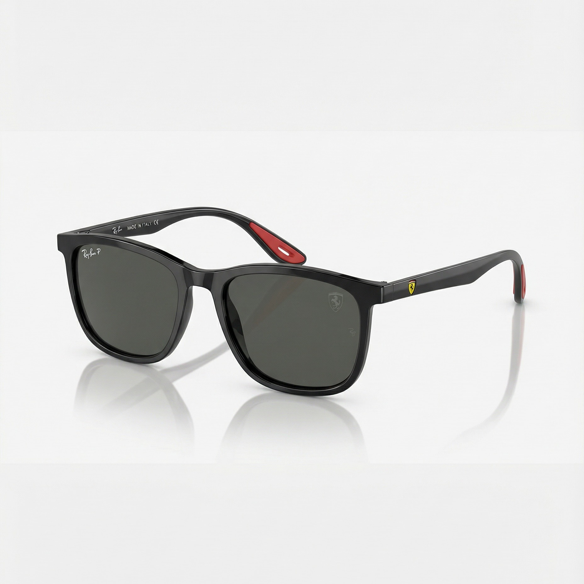 RAYBAN-FERRARI  WAYFARER view 1
