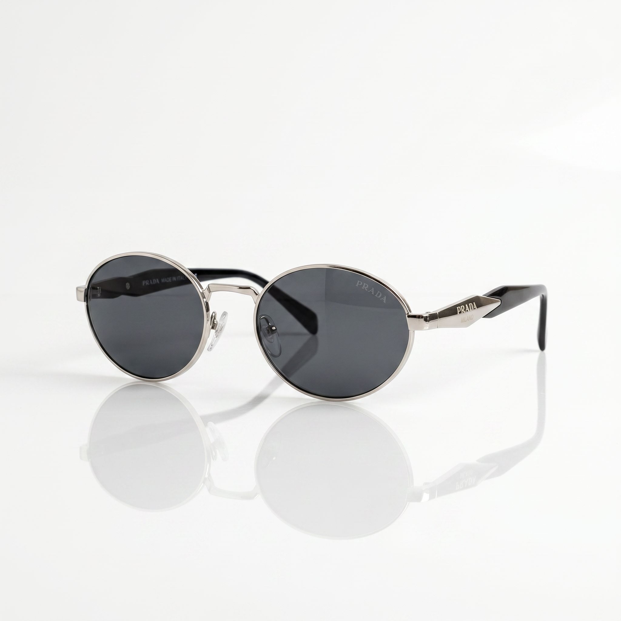 PRADA OVAL view 1