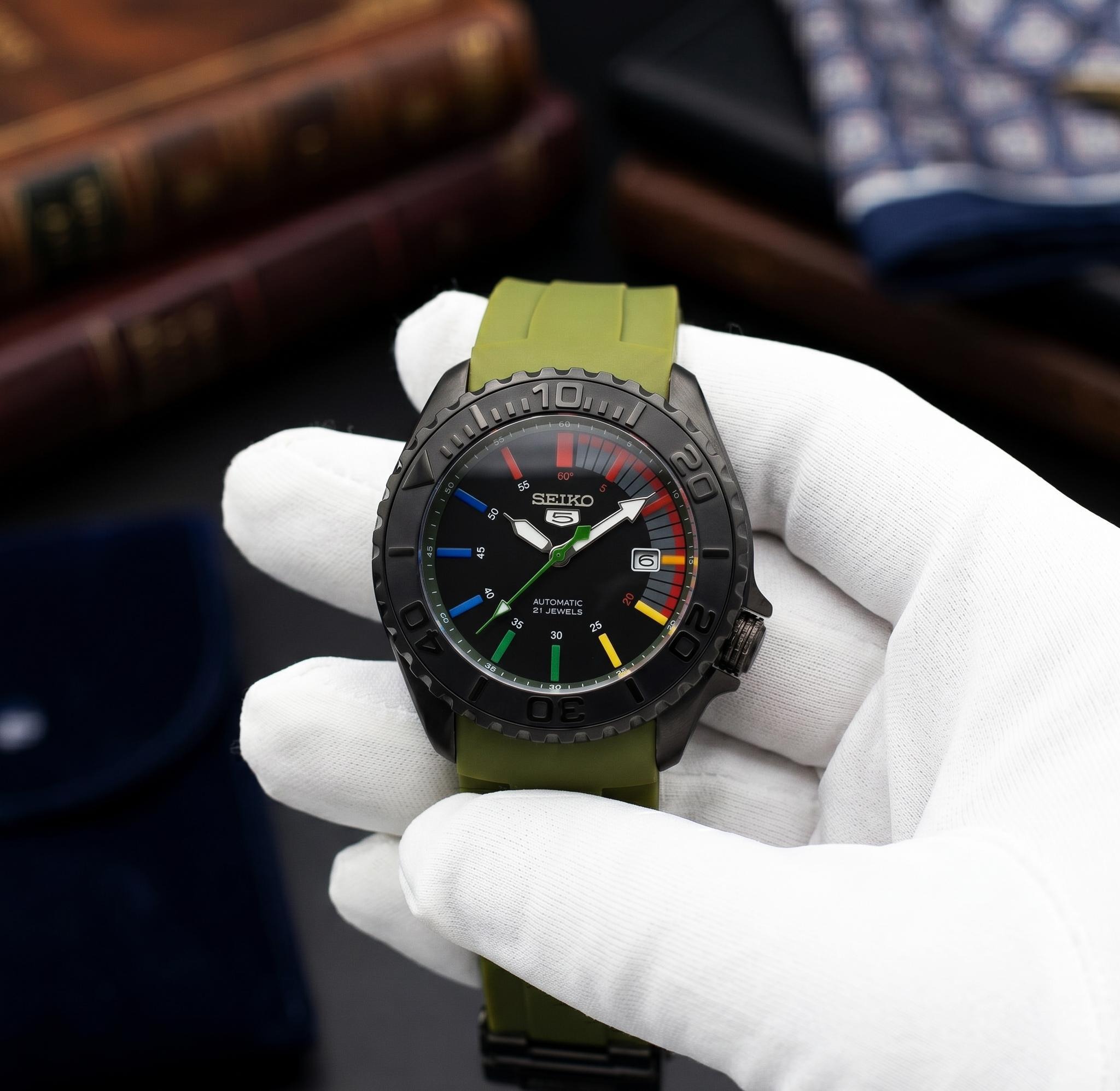 SEIKO 5 view 1