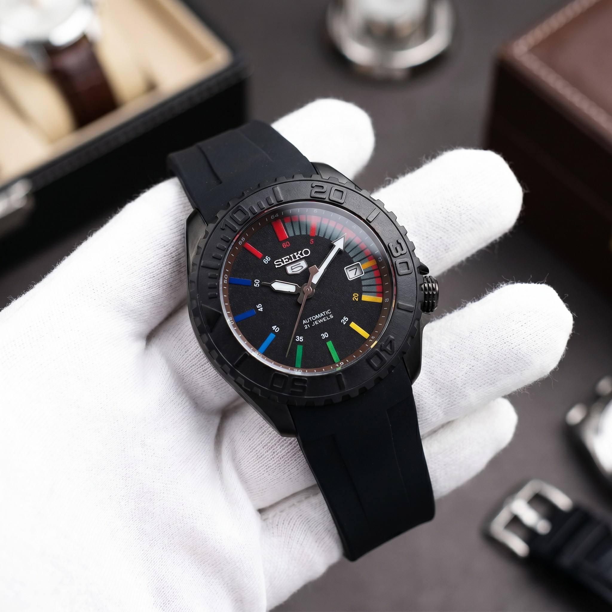 SEIKO 5 view 1