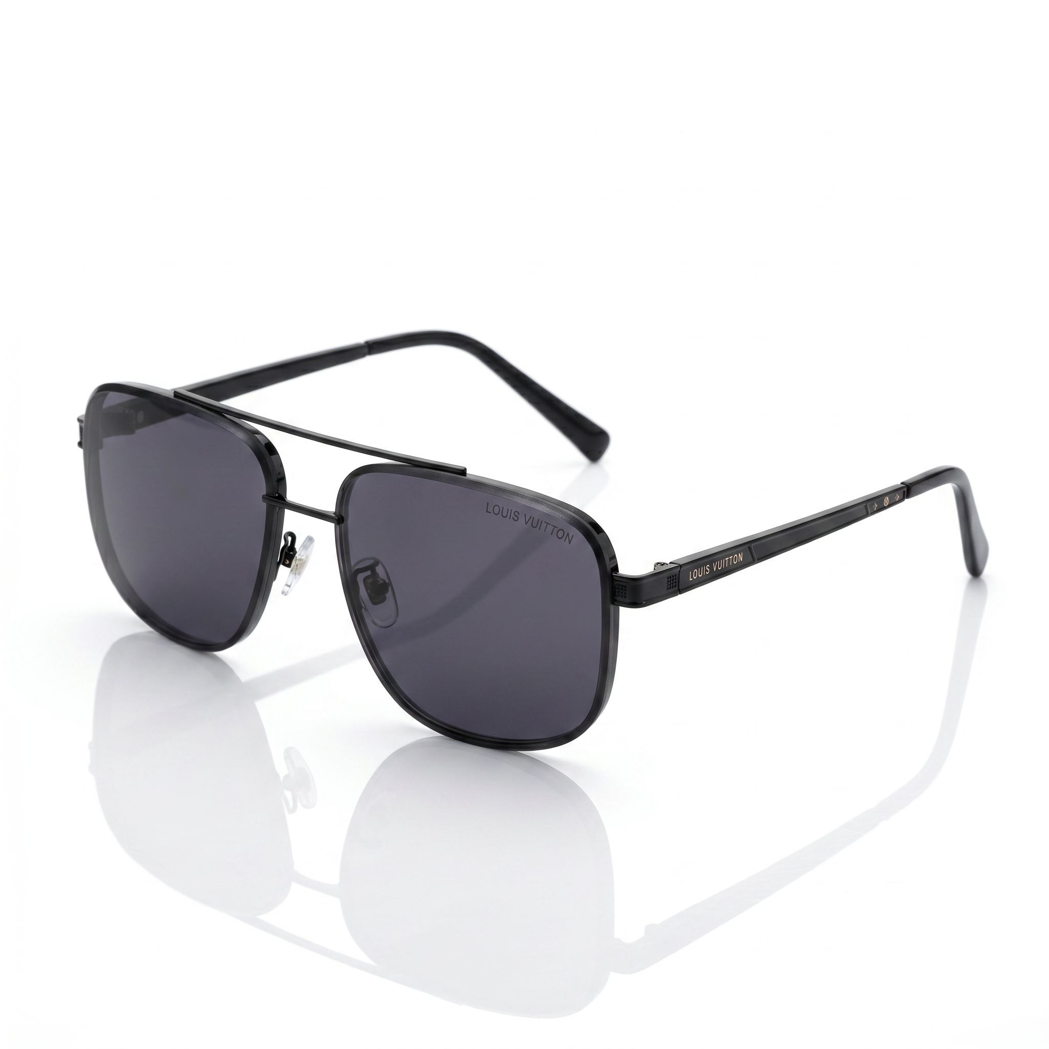 LOUIS VUITTON AVIATOR view 1
