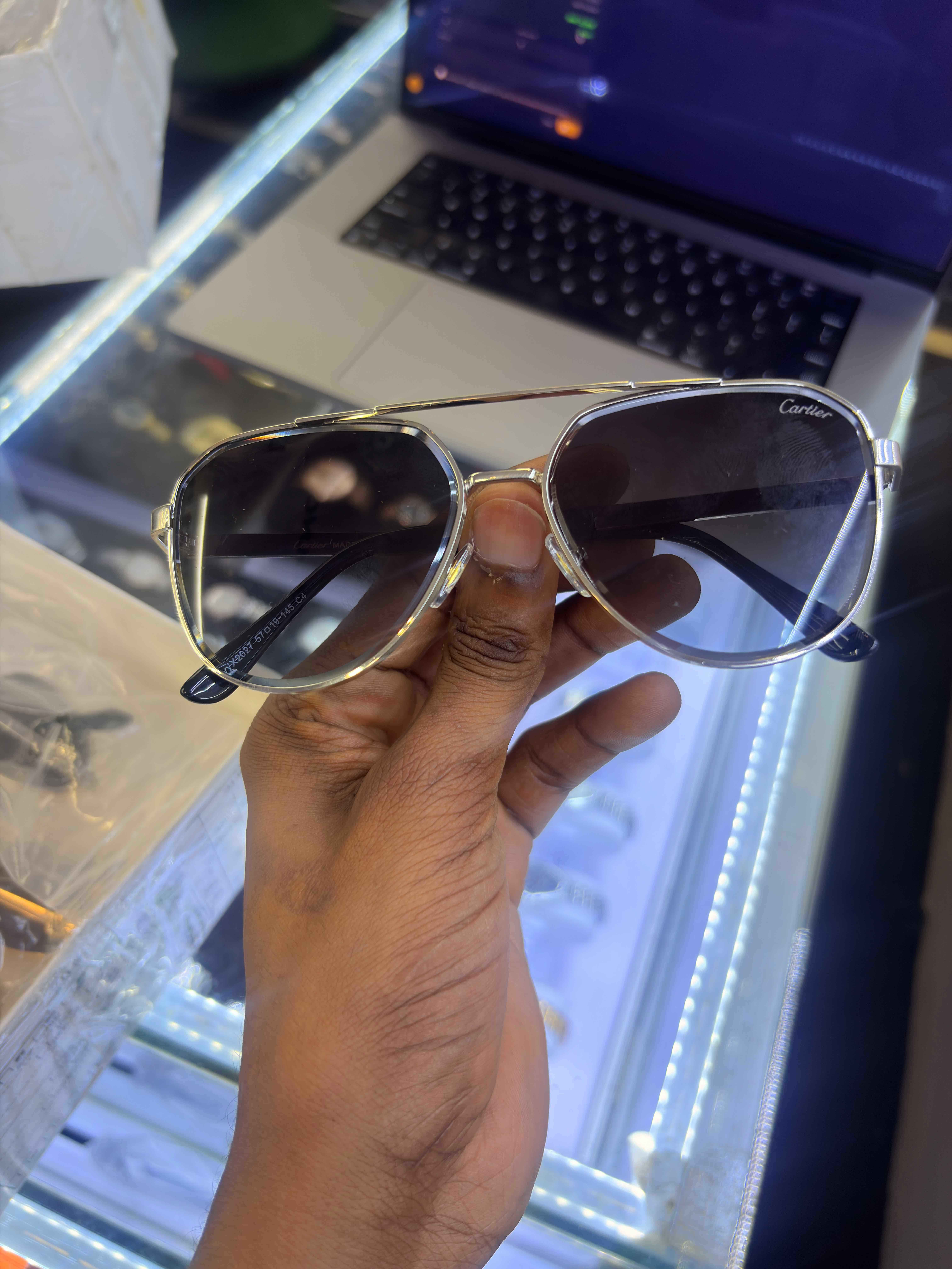CARTIER AVIATOR  BLK - view 1