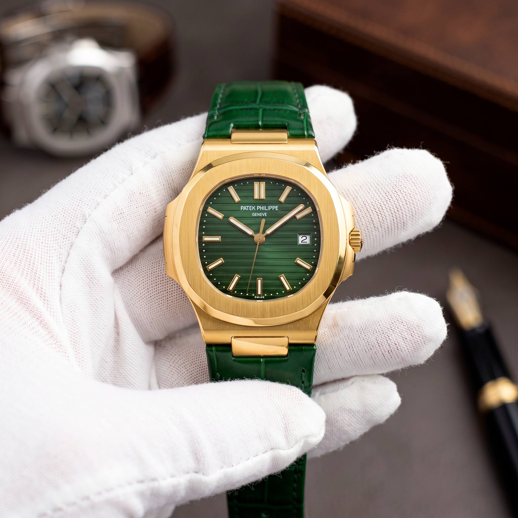 PATEK NEUTILUS AUTO