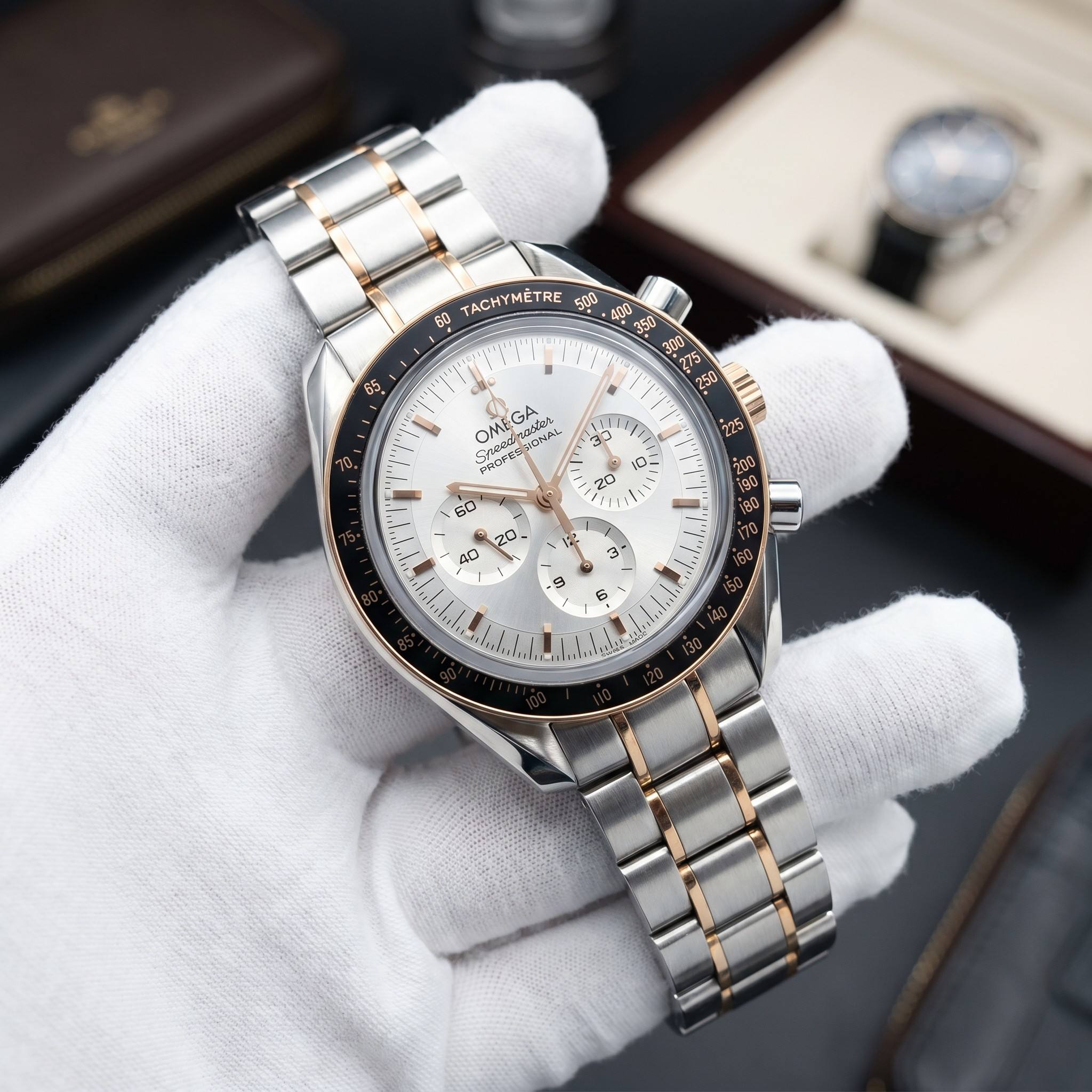 OMEGA CHRONO view 1