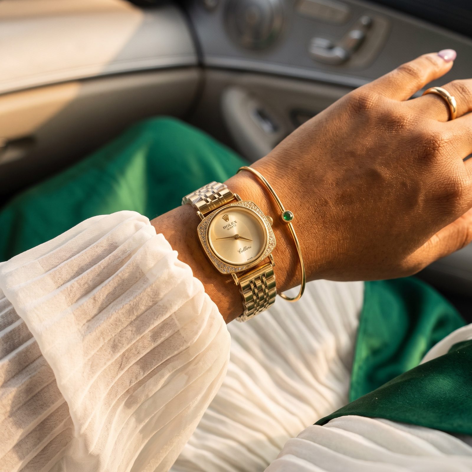 Rolex Cushion Diamond Gold view 2