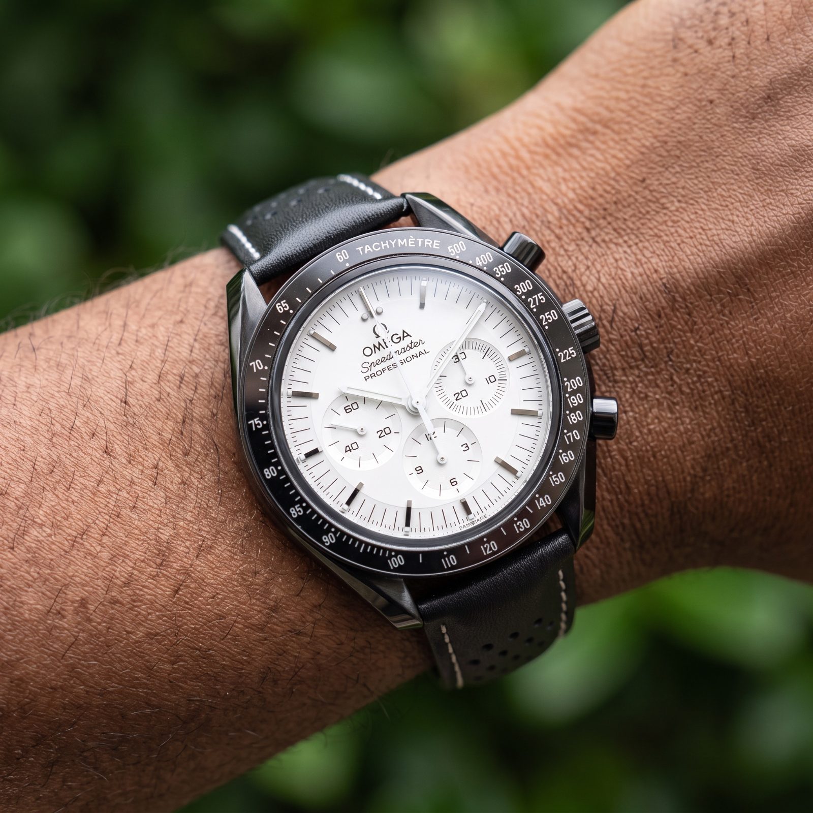 Omega Speedmaster Professional view 2