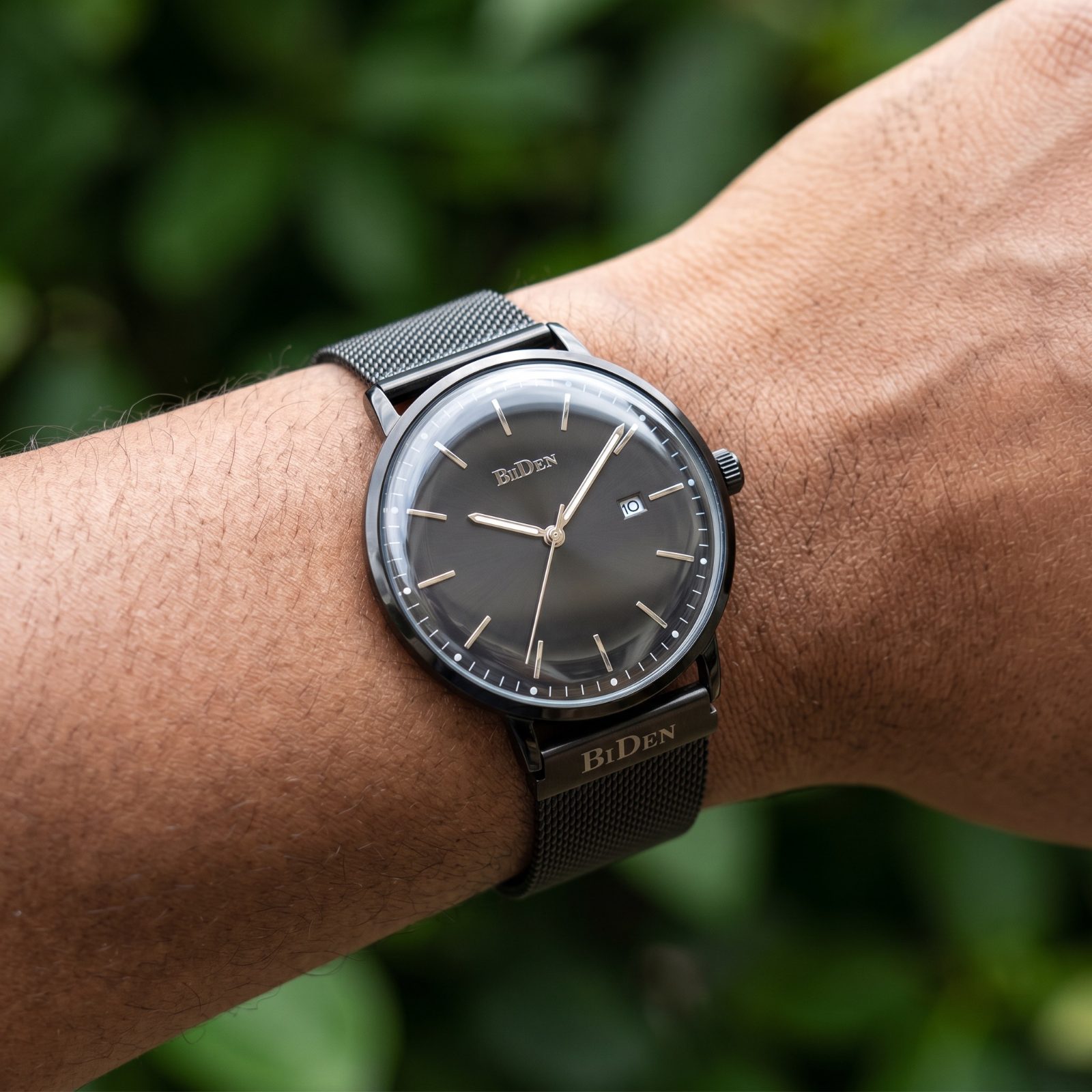 BiDen Dark Dial Mesh Watch view 2