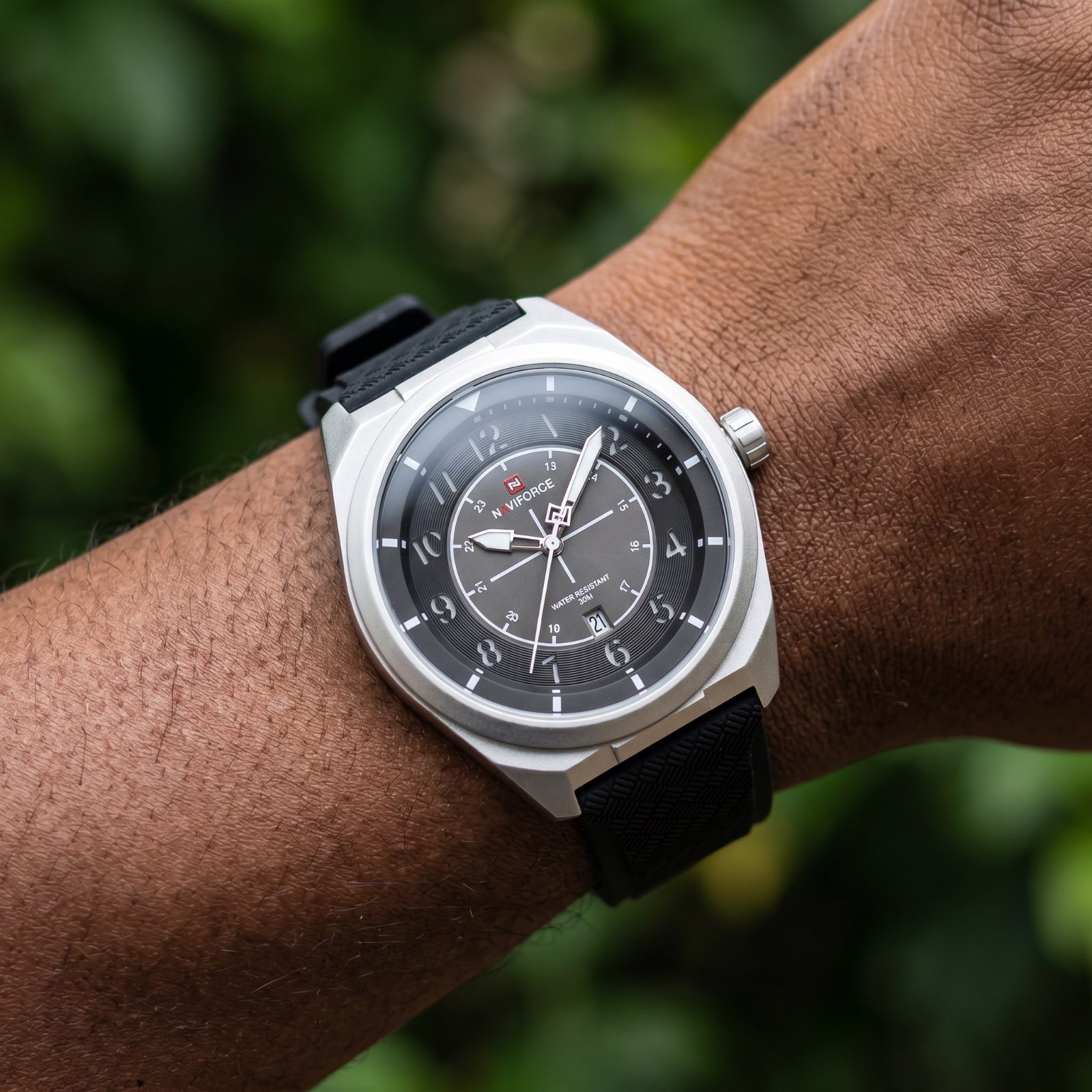 Naviforce Black Dial Field Watch view 2