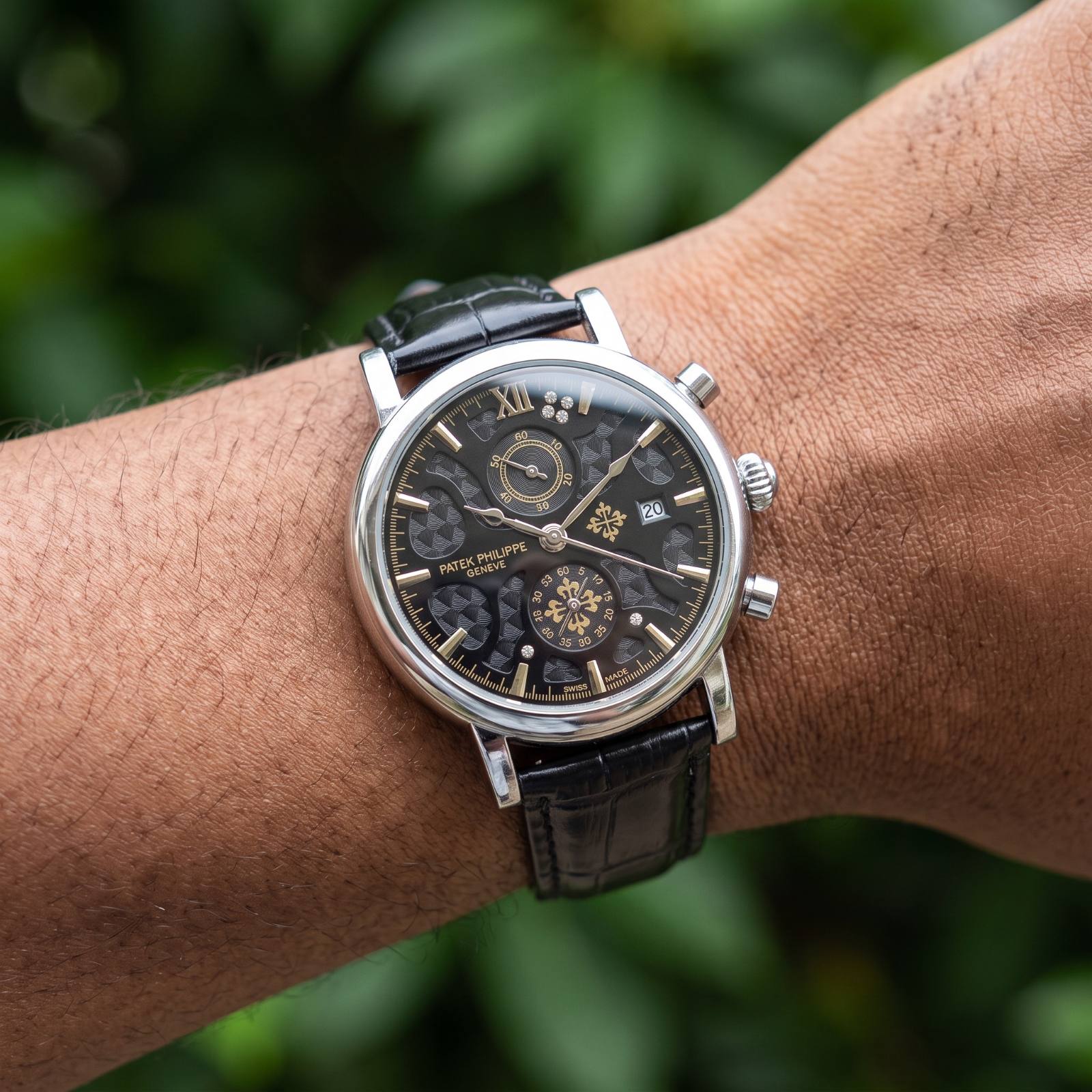 Patek Philippe Geneve Chronograph view 2