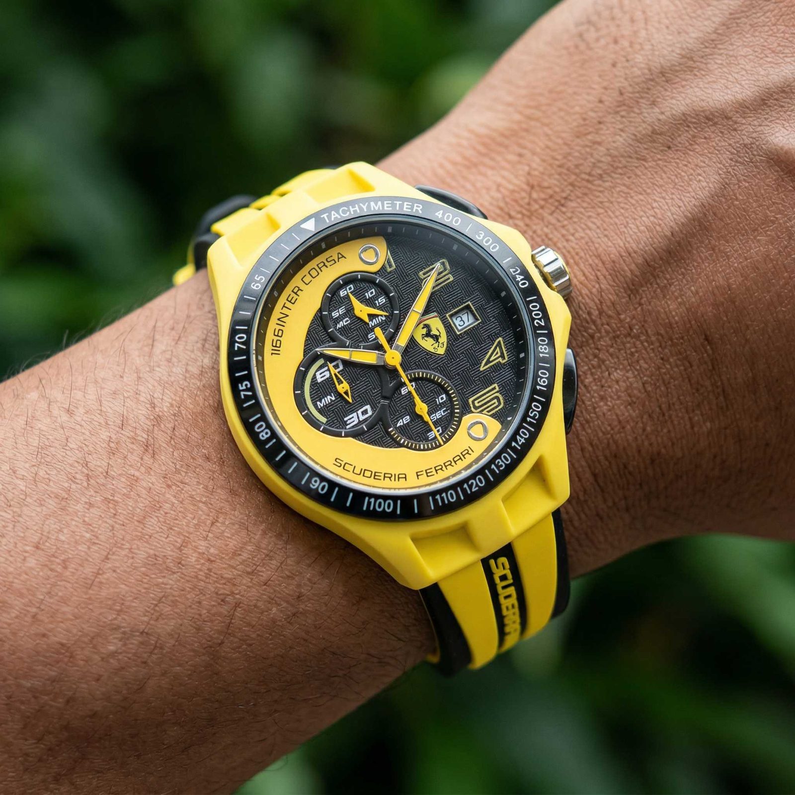 Scuderia Ferrari 1166 Inter Corsa Chronograph view 2