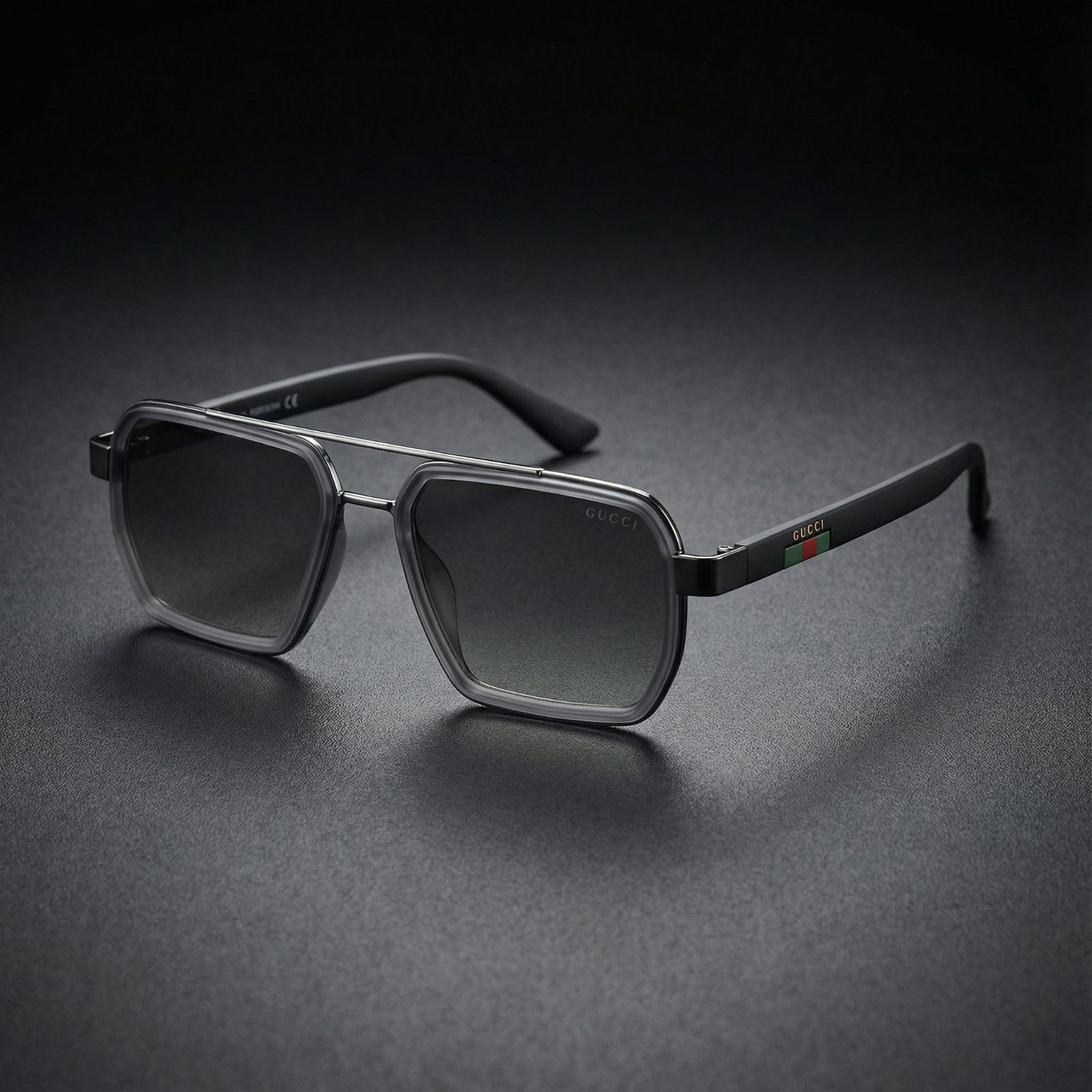 GUCCI SQUARE view 2